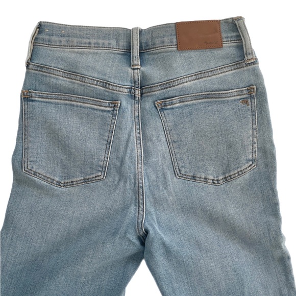 NWOT Madewell High Rise Roadtripper Jeans- Button Front Edition - Picture 8 of 8